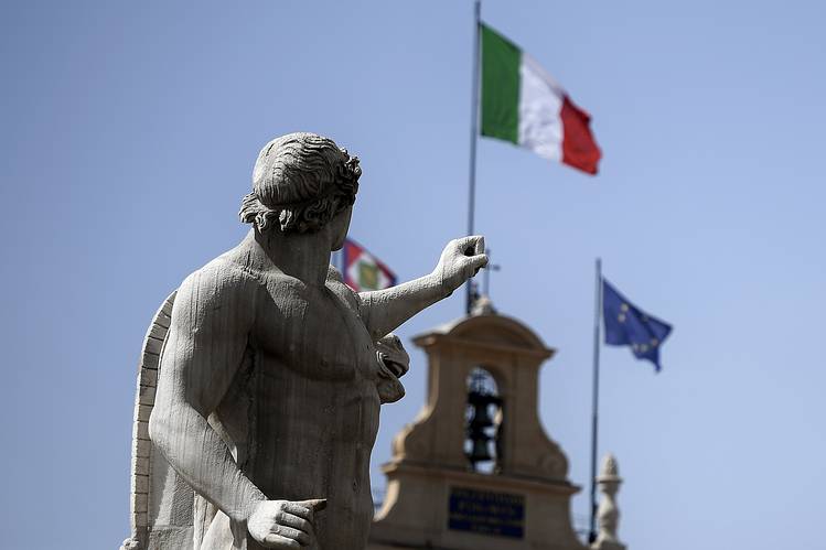 Προς διαδικασία υπερβολικού ελλείμματος η Ιταλία - Έξω φρενών ο Ντι Μάιο - Media
