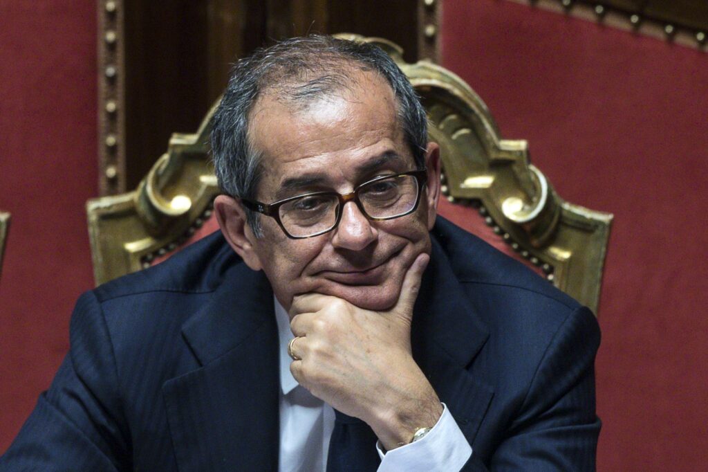 Ευρω-θρίλερ με τον ιταλικό προϋπολογισμό: Θα μειώσουμε το χρέος, λέει η Ρώμη - Αμφιβάλλουν οι Βρυξέλλες - Media