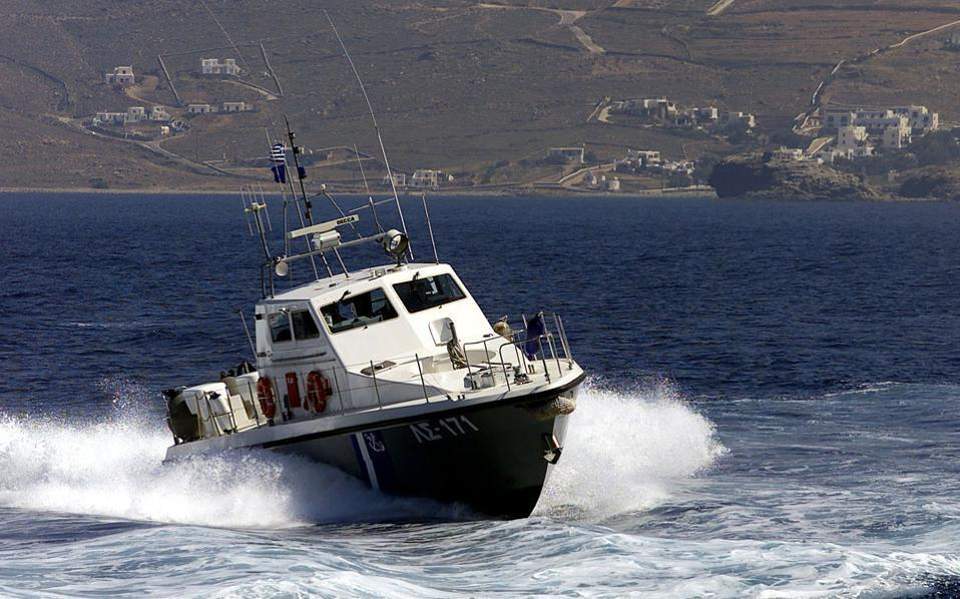 Επιχείρησαν να εμβολίσουν σκάφος του Λιμενικού Σώματος για να αποφύγουν τη σύλληψη - Media