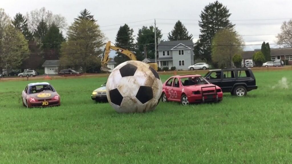 Εσείς γνωρίζατε για το ποδόσφαιρο των αυτοκινήτων; (Video) - Media
