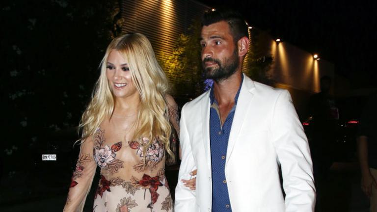 Λάουρα Νάργες - Μιχάλης Μουρούτσος: Τίτλοι τέλους για το ζευγάρι - Media