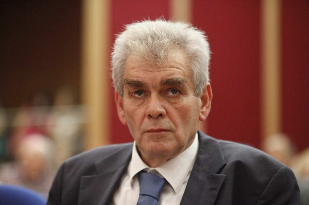 Σε υψηλούς τόνους συνεχίζεται η αντιπαράθεση Παπαγγελόπουλου - Νέας Δημοκρατίας - Media