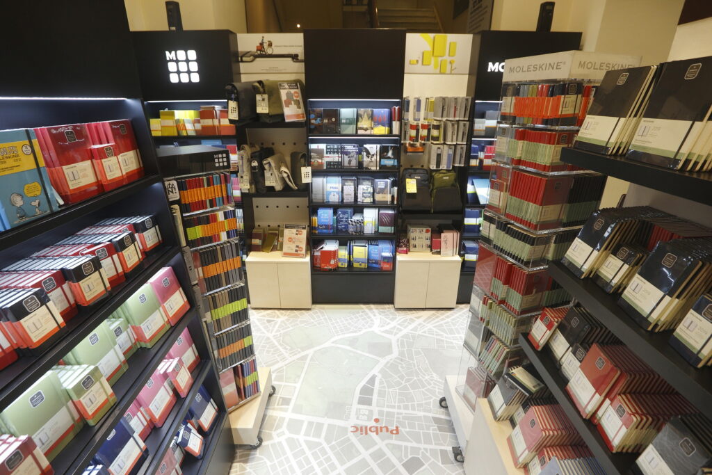Ήρθε στο Public Συντάγματος το 1ο atelier Moleskine στην Ελλάδα - Media