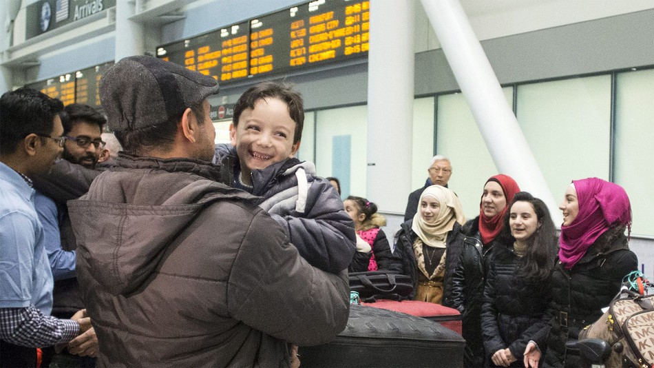 Επιστρέφουν 177 πρόσφυγες στη Γερμανία - Media