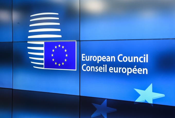 Ευρωπαϊκό Συμβούλιο: Γενικολογίες (ξανά) για το μεταναστευτικό - Συμφωνία για περισσότερες απελάσεις - Media