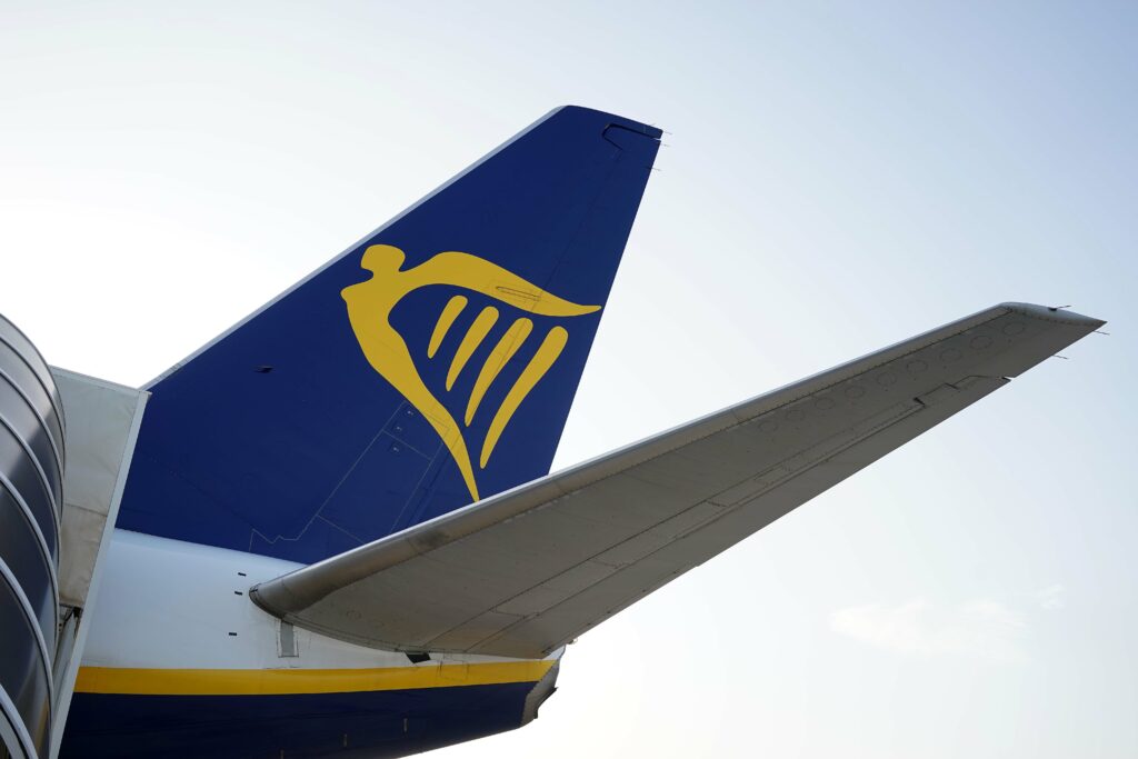 Ryanair: Διακόπτεται η σύνδεση Θεσσαλονίκη - Αθήνα - Media