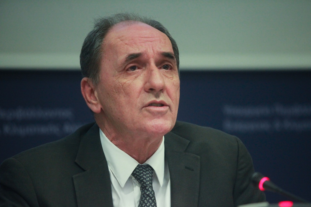 Σταθάκης: Δεν θα υπάρξουν αυξήσεις στα τιμολόγια της ΔΕΗ - Media