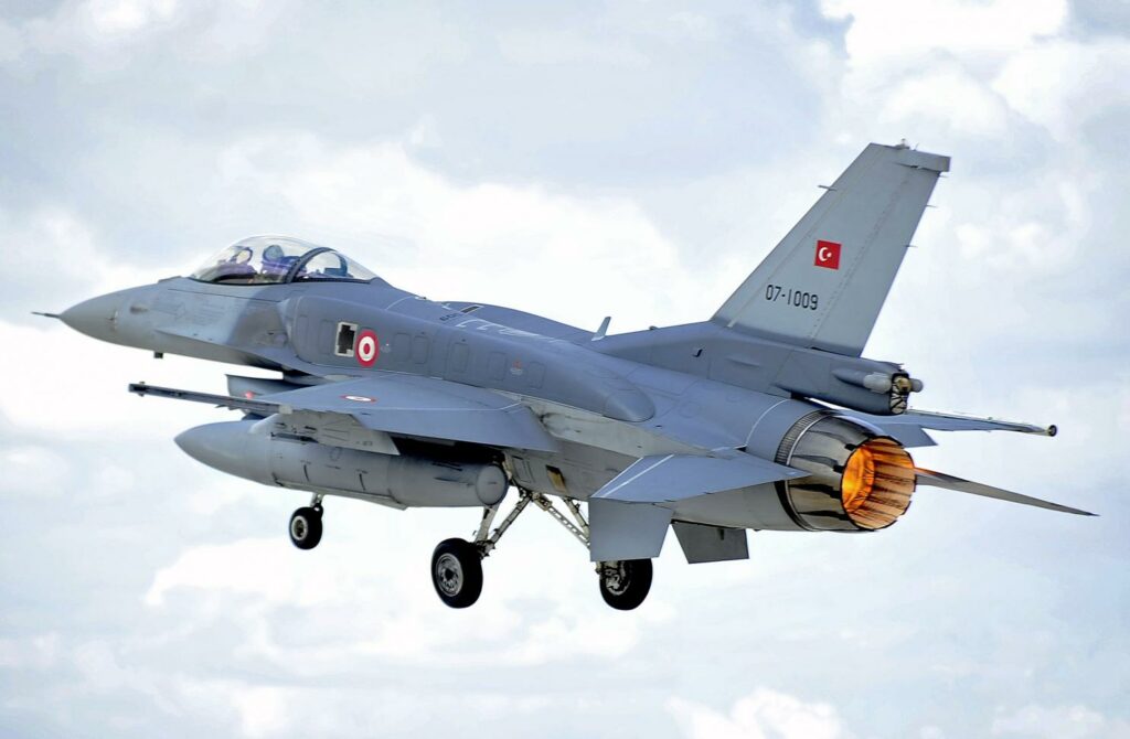Τουρκικά F16 πάνω από Οινούσες και βόρεια Χίο - Media