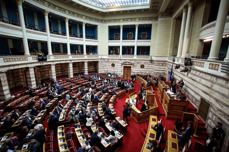 Κόντρες για τη λειτουργία μη κρατικών πανεπιστημίων στη Βουλή – Αδύνατη δείχνει η αναθεώρηση του άρθρου 16 παρ. 5 - Media