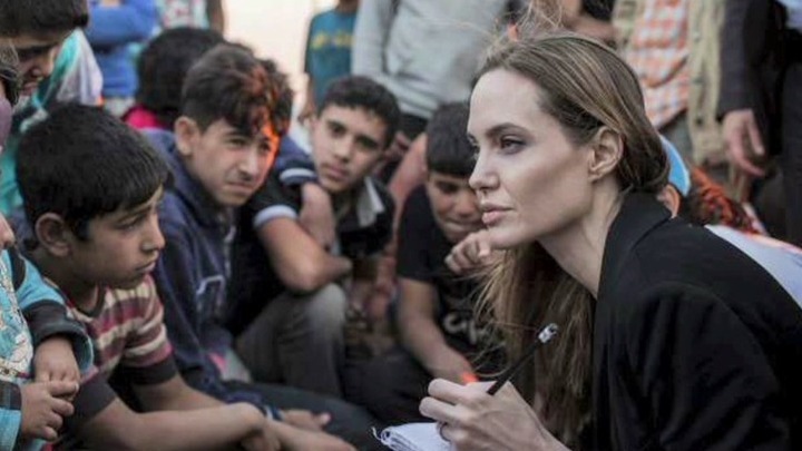 Στο Περού η Αντζελίνα Τζολί: Εκτιμά την κατάσταση των προσφύγων από τη Βενεζουέλα - Media
