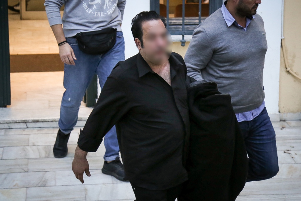 Βαρύ το κατηγορητήριο για τον Ριχάρδο - Κακουργήματα για τους συλληφθέντες (Photos) - Media