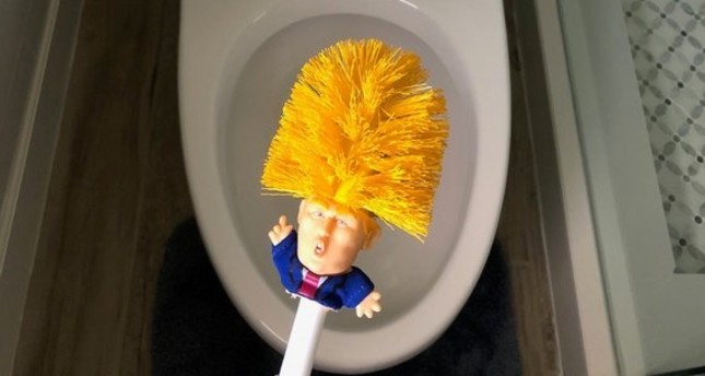 «Make Your Toilet Great Again»: Ο Τραμπ έγινε… πιγκάλ! - Media