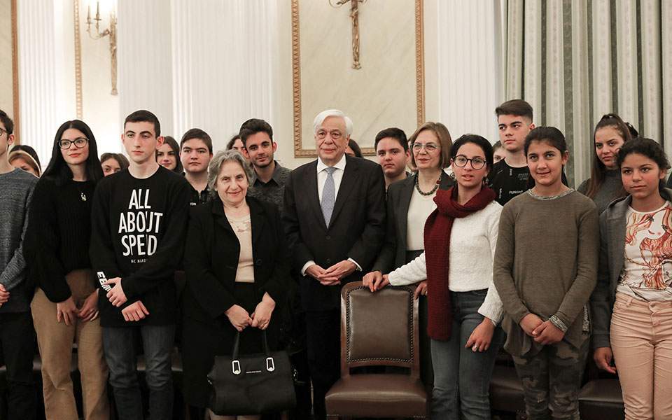 Ο Προκόπης Παυλόπουλος για την Παγκόσμια Ημέρα Δικαιωμάτων του Παιδιού - Media