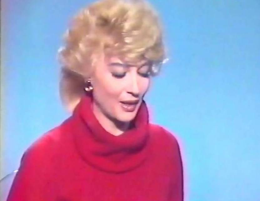 Νάκη Αγάθου: Έτσι είναι σήμερα η γνωστή παρουσιάστρια της ΕΡΤ (Photo) - Media