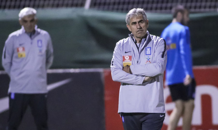 Προσευχή, αγιασμένο νερό και βιντεοθεραπεία με ευρωπαϊκά ντέρμπι - Η εποχή Αναστασιάδη στην Εθνική, ξεκίνησε… - Media