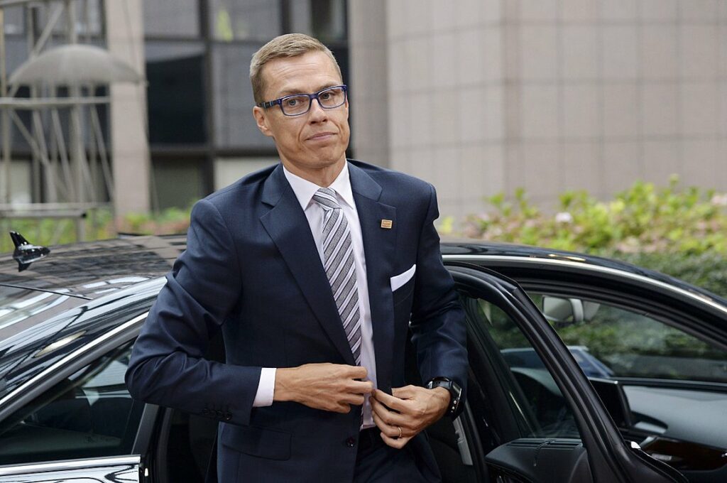 Στουμπ: Θέτει ξανά ζήτημα αποπομπής του Όρμπαν από το ΕΛΚ - Media