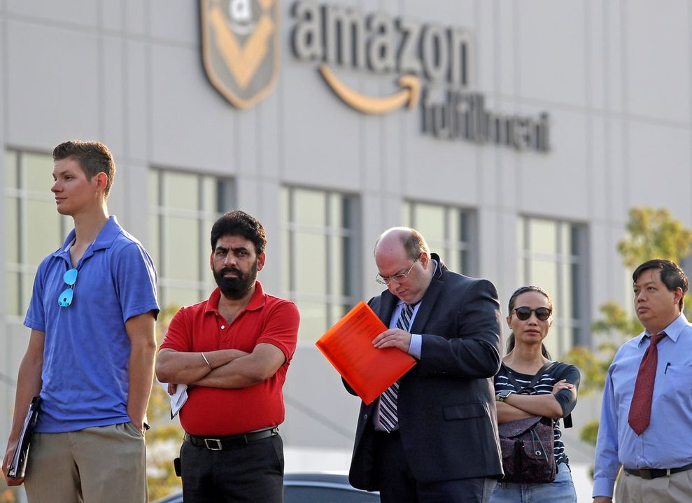 Τους τη φύλαγαν: Απεργούν οι εργαζόμενοι της Amazon την Black Friday - Media