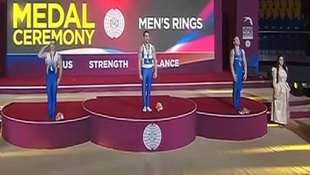 Έτσι εξηγείται ο στρατιωτικός χαιρετισμός του αντιπάλου του Πετρούνια - Media