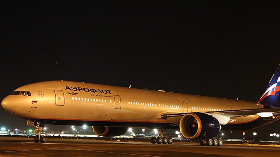 Πώς βρέθηκε μπροστά στο αεροπλάνο της ΑΕΡΟΦΛΟΤ προς Αθήνα ο άνθρωπος που σκοτώθηκε στη Μόσχα - Media