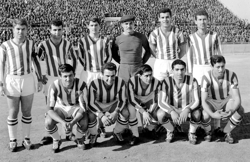 Οι «Θρύλοι των Γηπέδων» συνεχίζονται με το «πορτραίτο» του Ηλία Υφαντή στο COSMOTE HISTORY HD - Media