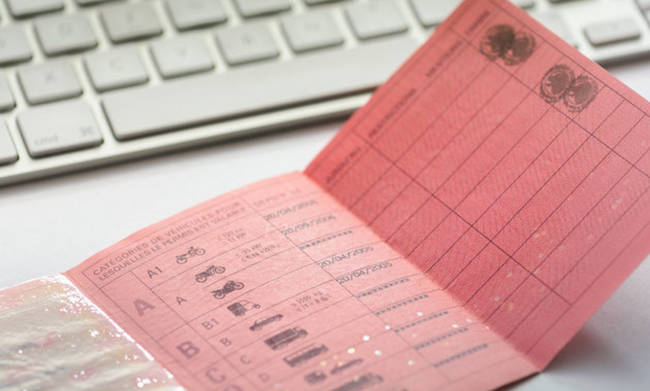 Οι διάλογοι που «έκαψαν» το μεγάλο κύκλωμα με τα πλαστά διπλώματα - Όσα κατέγραψε ο «κοριός» - Δράση και στο εξωτερικό - Media