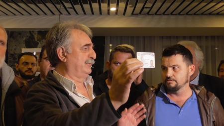 Καταγγελία του ΠΑΜΕ: Ασφαλίτης στο συνέδριο του Εργατικού Κέντρου Θεσσαλονίκης (Video) - Media