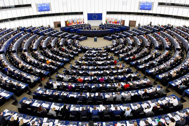 Το ΕΚ συζητά για το Brexit με τον Μισέλ Μπαρνιέ - Media