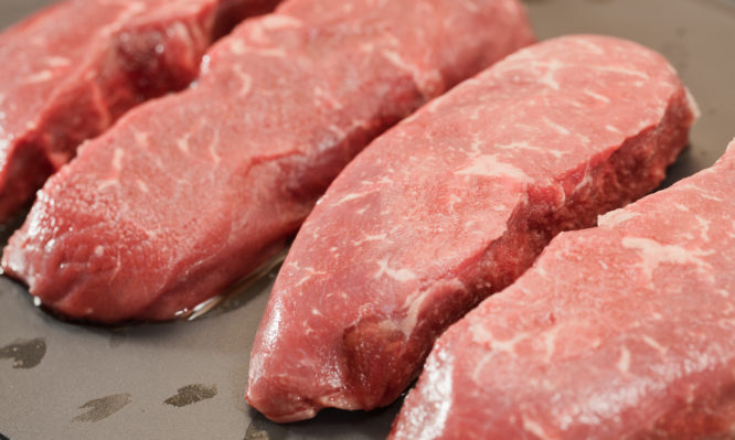 Κρέας: Πότε δημιουργούνται βακτήρια κατά την απόψυξη – Τι να προσέχετε (Video) - Media
