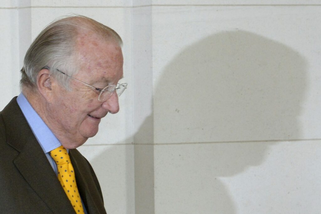 Σκάνδαλο στο Βέλγιο: Να κάνει τεστ DNA ο πρώην βασιλιάς Αλβέρτος διατάσσει δικαστήριο - Media