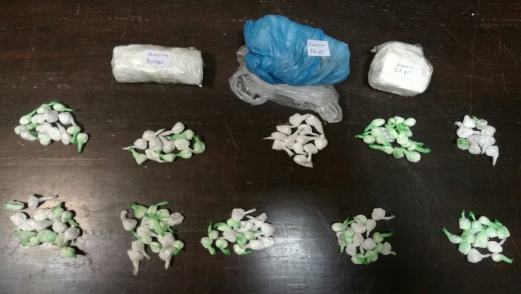 Από το Εκουαδόρ... στην Ελλάδα - Συλλήψεις της ΕΛΑΣ για διεθνές κύκλωμα κοκαΐνης (Photo)  - Media