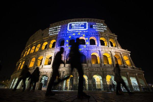 Ιταλία: «Απογειώνονται» τα ομόλογα, νέο μπρα ντε φερ με την Κομισιόν - Media
