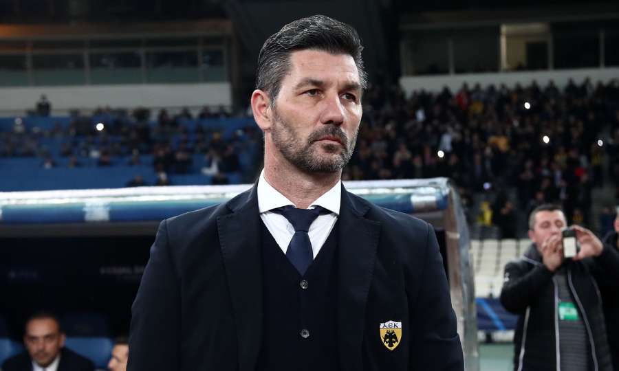 Έξαλλος ο Ουζουνίδης: «Είναι ηλίθιος!» - Media