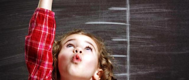 Αναρωτιέστε πόσο θα ψηλώσει το παιδί σας; Υπολογίστε το!  - Media