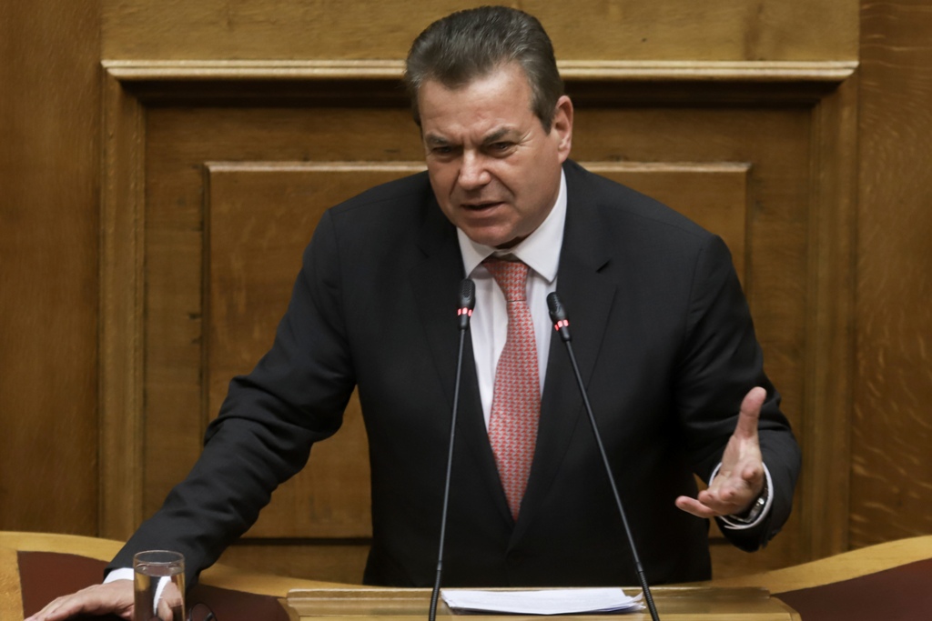 Πετρόπουλος: Θα αυξηθούν 620.000 συντάξεις - Media