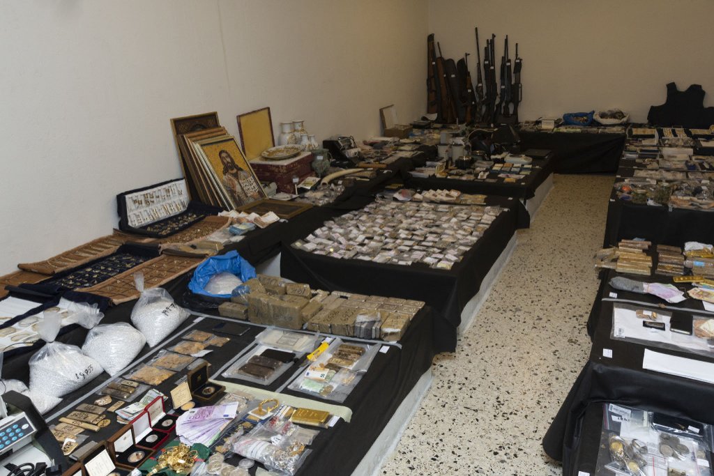 Υπόθεση Ριχάρδος: Η θαλαμηγός και τα δεκατεσσάρια - Αποκαλυπτικοί διάλογοι  - Media