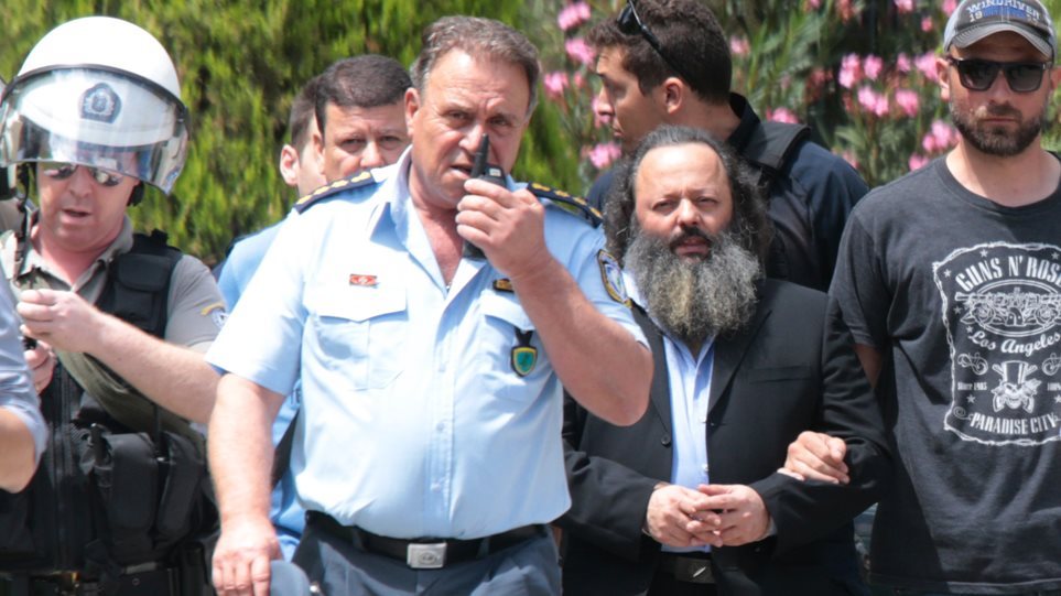 Ένοχος για διασπορά ψευδών ειδήσεων ο Αρτέμης Σώρρας - Media