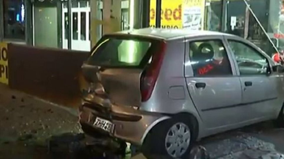 Μια νεκρή από το τροχαίο στο Χαϊδάρι: Σε κρίσιμη κατάσταση ο οδηγός του δεύτερου οχήματος - Media