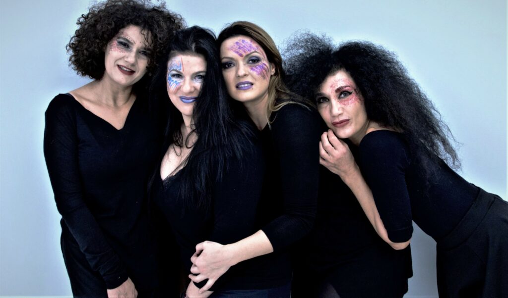 Θέατρο Τέχνης: Όλο σπίτι, κρεβάτι κι εκκλησία - Media