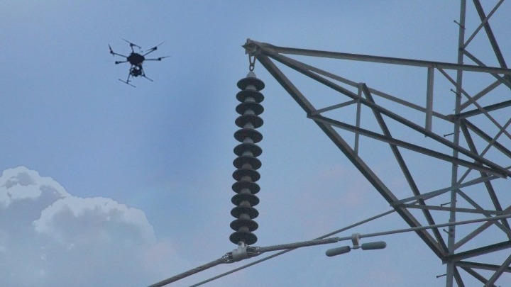 Με drones θα γίνεται ο έλεγχος των υποδομών της ΔΕΗ  - Media