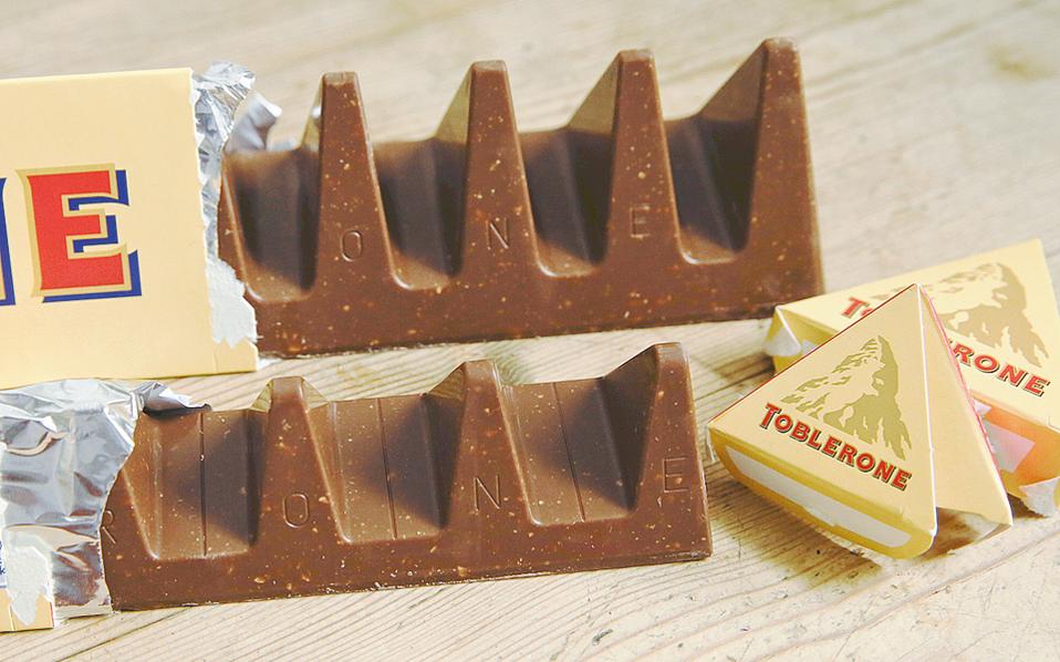 Γιατί οι ακροδεξιοί της Ευρώπης κήρυξαν τον πόλεμο κατά της σοκολάτας Toblerone - Media