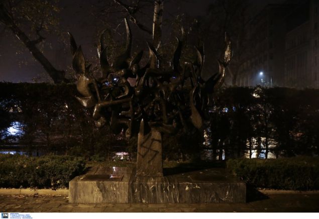 Αγνωστοι βεβήλωσαν το Μνημείο του Ολοκαυτώματος στη Θεσσαλονίκη - Media