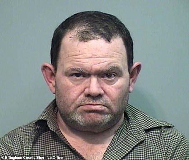 Άγιος Βασίλης-φονιάς σκότωσε τα παιδιά του και τα έθαψε στον κήπο του - Media