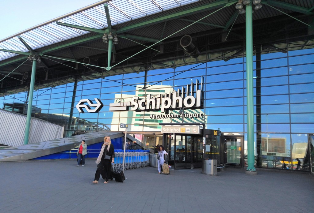 Απειλή για βόμβα σε αεροδρόμιο της Ολλανδίας: Συνελήφθη ύποπτος - Media