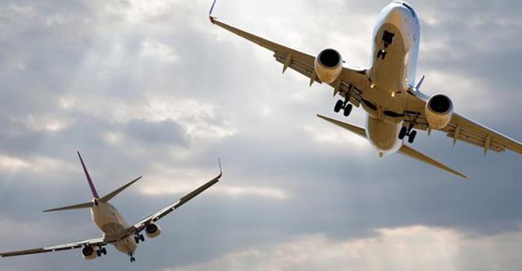 Θρίλερ πάνω από το Δελχί – Παραλίγο να συγκρουστούν στον αέρα τρία αεροπλάνα με εκατοντάδες επιβάτες - Media
