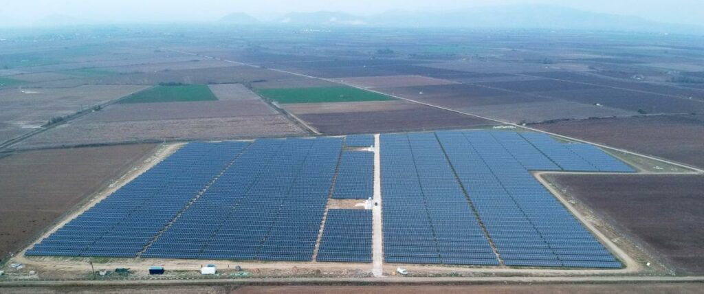 Μία από τις μεγαλύτερες φωτοβολταϊκές μονάδες στην Ελλάδα  εντάσσεται στο χαρτοφυλάκιο της «ΕΛΠΕ Ανανεώσιμες» - Media