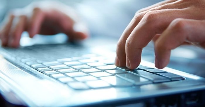 Πως να σβήσετε τα ίχνη σας από social media και internet - Media