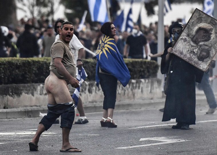 Ιταλία: Γερνά ο πληθυσμός - Ρεκόρ θανάτων μετά τον Β΄ Παγκόσμιο Πόλεμο - Media