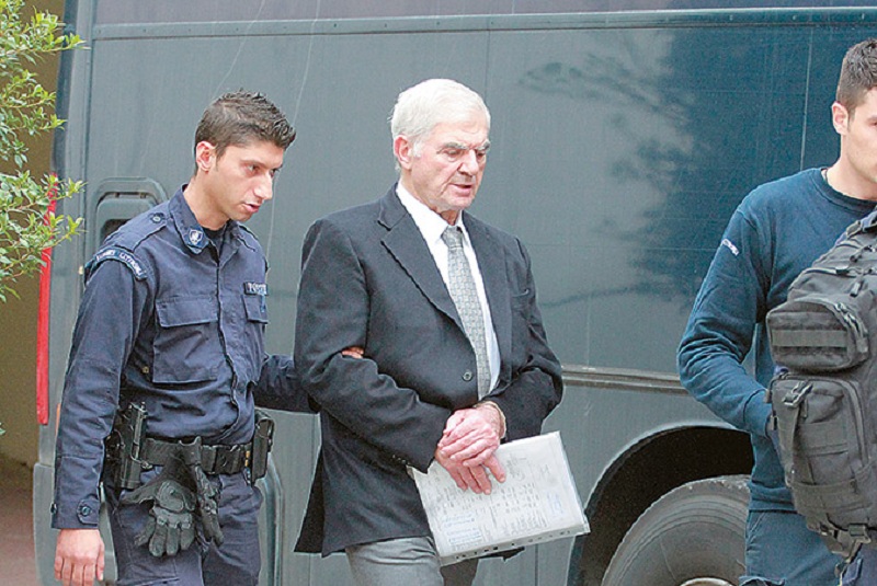 Υπόθεση «Ασπίς Πρόνοια»: Ομόφωνα αθώοι η σύζυγος, τα δύο παιδιά του Παύλου Ψωμιάδη και άλλοι 9 - Media