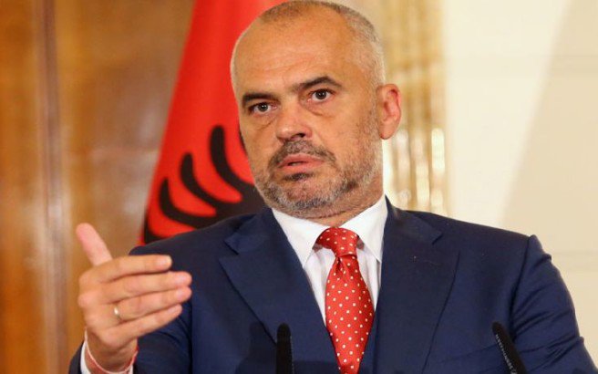 «Σεβασμό και συγχαρητήρια» σε Τσίπρα και Ζάεφ από τον Έντι Ράμα - Media