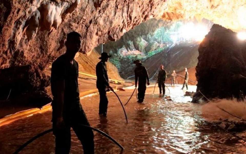 Επιχείρηση εντοπισμού 15 ανθρακωρύχων σε ορυχείο στην Ινδία - Media